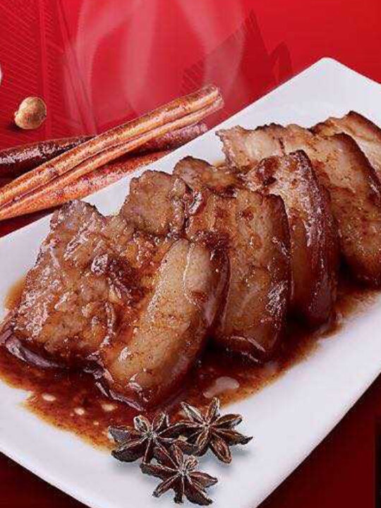หมูฮ้อง spices braised pork belly